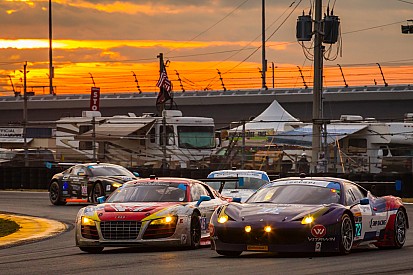 Flying Lizard completes Rolex 24 at Daytona