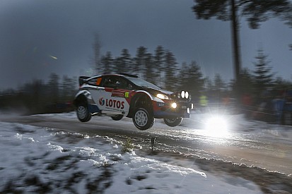Steep learning curve as Kubica battles on in Sweden