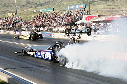 Antron Brown and Ron Capps qualified for Sunday's Winternationals