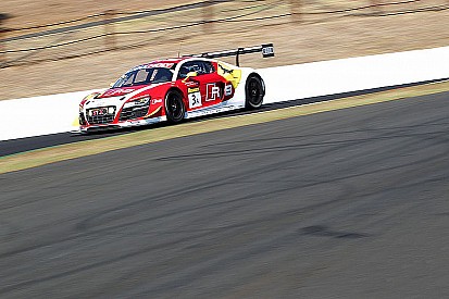Laurens Vanthoor starts season in Australia