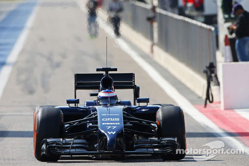 Williams to show Martini livery on March 6