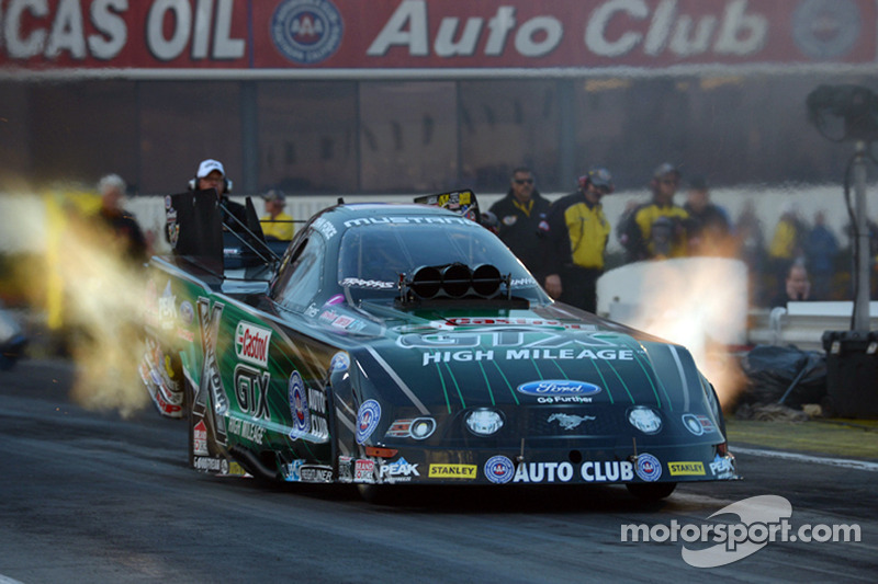 Force, Kalitta and McGaha fastest on opening day at Wild Horse Pass Motorsports Park