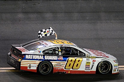 Dale Earnhardt Jr. takes second Daytona 500 win