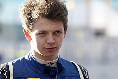 Nick Yelloly signs with Status Grand Prix