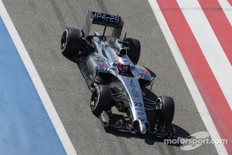 Dennis vows to restore McLaren 'focus'
