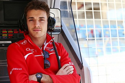 Bianchi 'mugged while smoking cigarette' - report