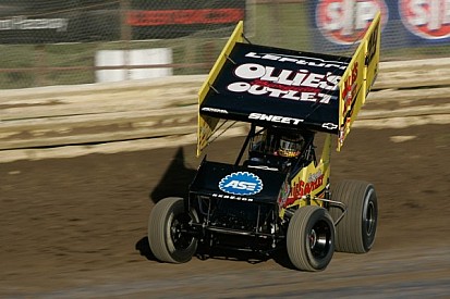 Brad Sweet strikes at shootout in Tucson