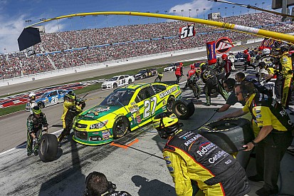 Two RCR teammates are top ten at Las Vegas