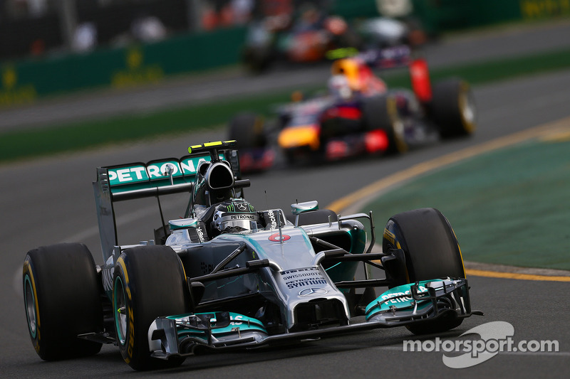 Mercedes breached fuel flow rules in Melbourne - report