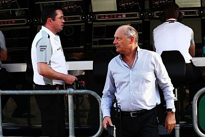 Boullier denies Dennis already interfering