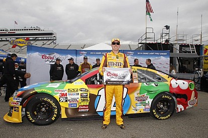 Gibbs drivers steal front row in Martinsville
