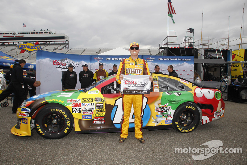 Gibbs drivers steal front row in Martinsville