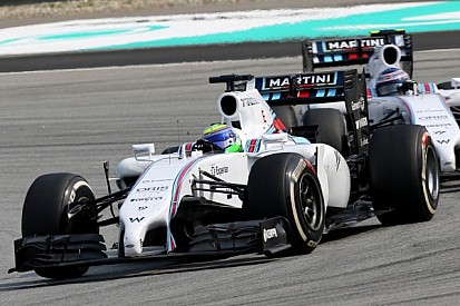 Drivers say Massa wrong to ignore team order