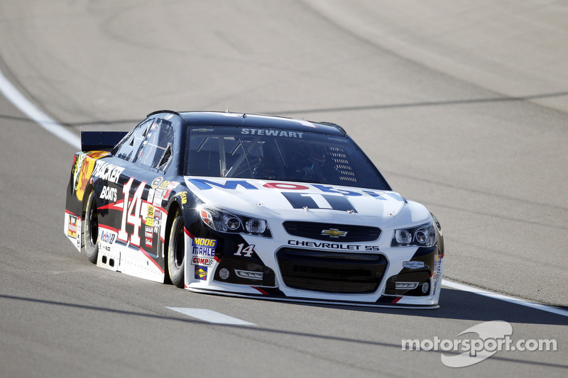 Tony Stewart knocks Brad Keselowski off Texas pole
