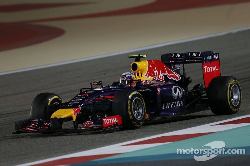 Renault F1 Sport: Bahrain Grand Prix race report