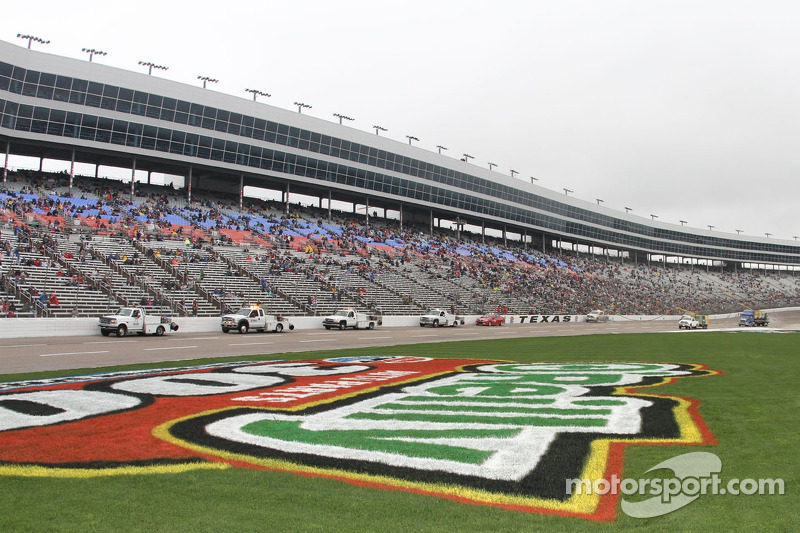 Bizarre race in Texas...so far