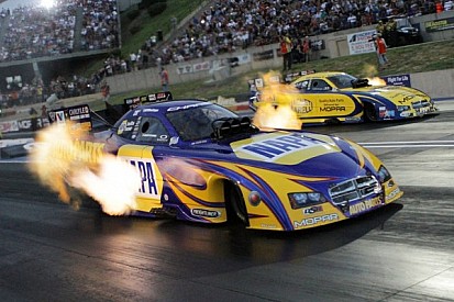 Capps bolts to Funny Car provisional pole