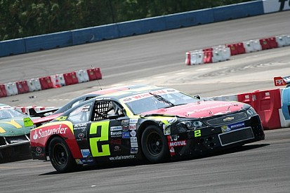Ander Vilarino back in victory lane