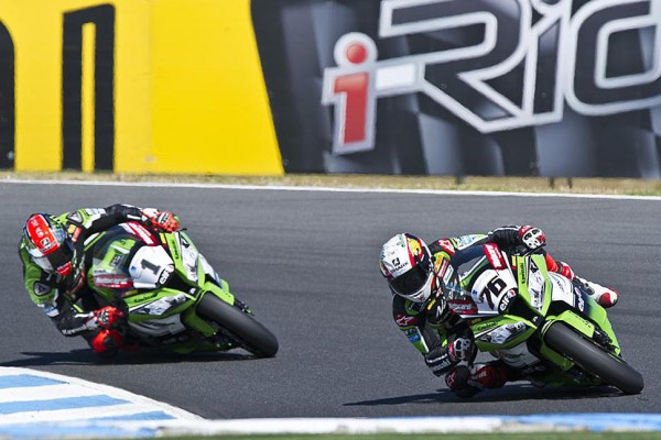 Kawasaki complete Aragon round in dominant fashion
