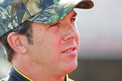 Hermie Sadler to race in Hamlin's Short Track Showdown