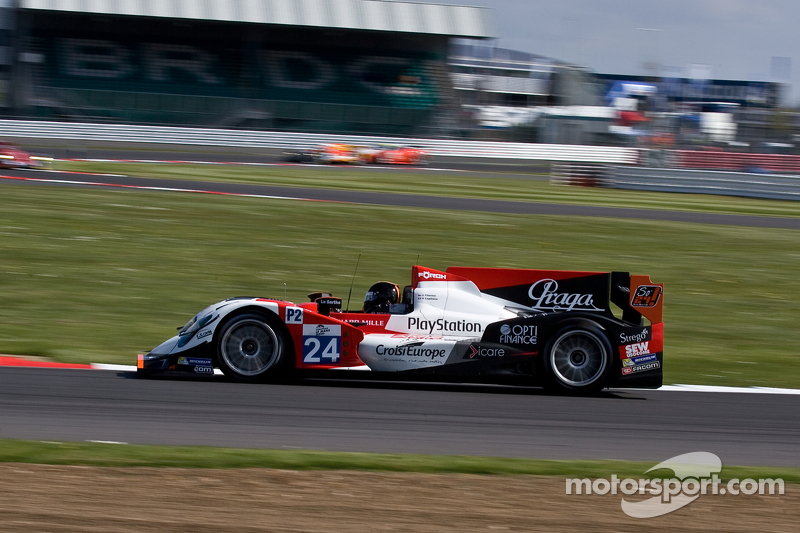 Sébastien Loeb Racing gains experience
