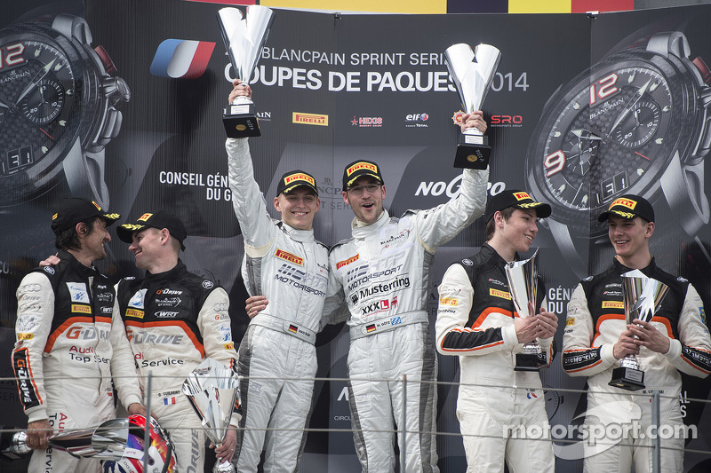 Podium: race winners Maximilian Götz, Maximilian Buhk, second place Stéphane Ortelli, Grégory Guilvert, third place Mateusz Lisowski, Vincent Abril