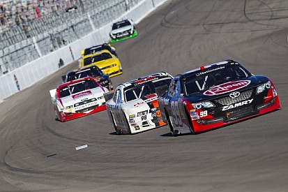 Buescher Races to top-10 finish at Richmond