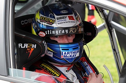 Shedden secures sensational victory in Race 2 at Thruxton
