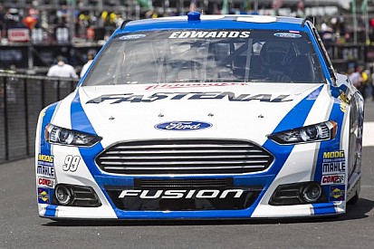 Edwards late race run cut short by tire at Talladega