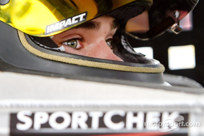 Alex Guénette impressive in debut ARCA race at Talladega