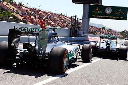 Car, not focus, the difference in 2014 - Hamilton