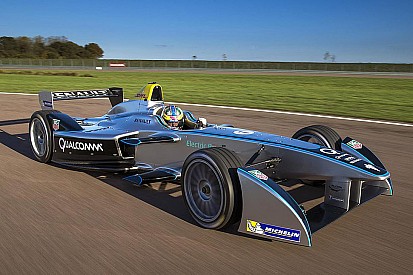 Teams receive first delivery of Formula E race cars