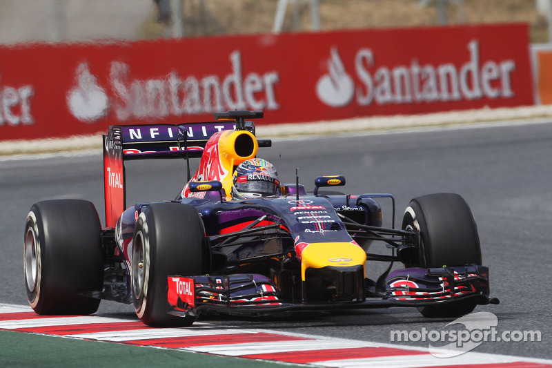 'Something wrong' with original chassis - Vettel