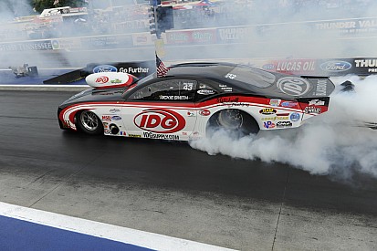 Smith sets track record during Pro Mod Drag Racing Series qualifying on Friday