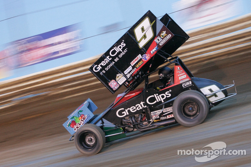 Daryn Pittman wins fourth in a row at the NAPA Outlaws Classic at New Egypt Speedway
