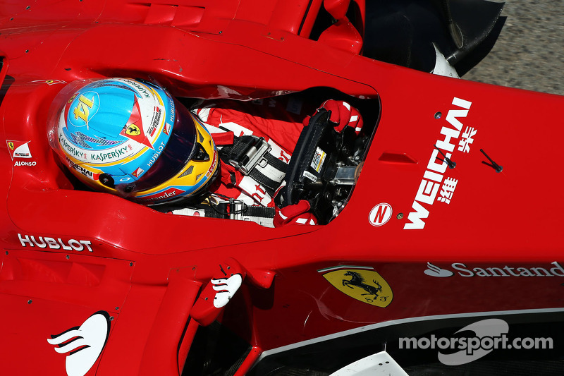 Alonso hints at souring relationship with Ferrari