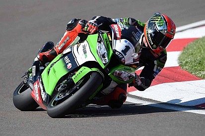 Sykes wins opening race at Donington Park