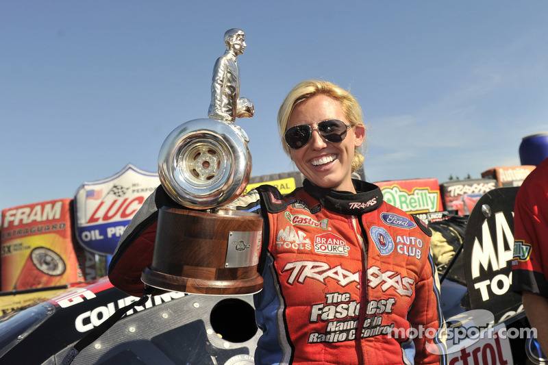 Courtney Force makes history: 100th NHRA Pro win for a female driver