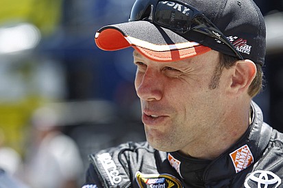 Matt Kenseth comes up a little short at Charlotte