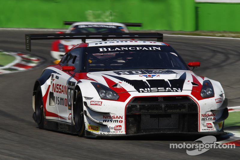 Nissan takes Pro-Am victory at Silverstone