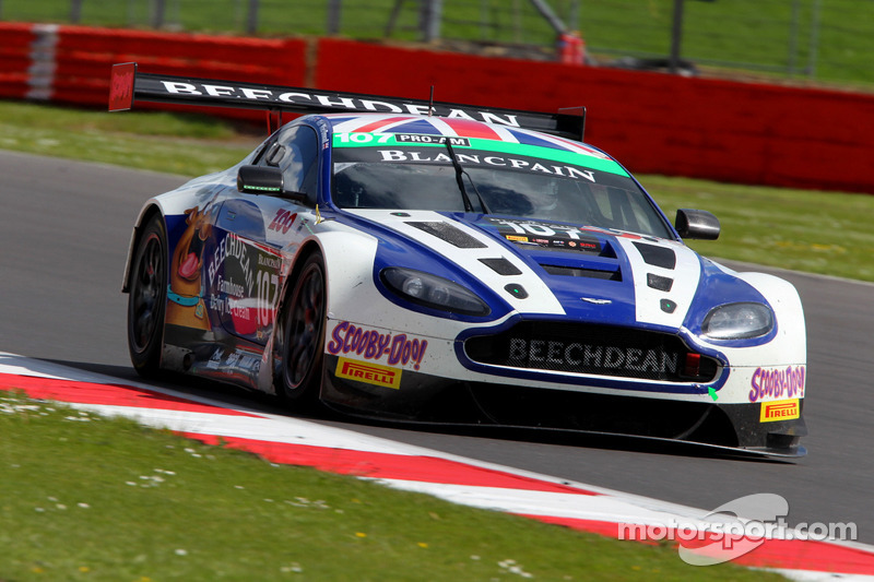 Endurance rookie Lloyd stars on Aston Martin bow at Silverstone