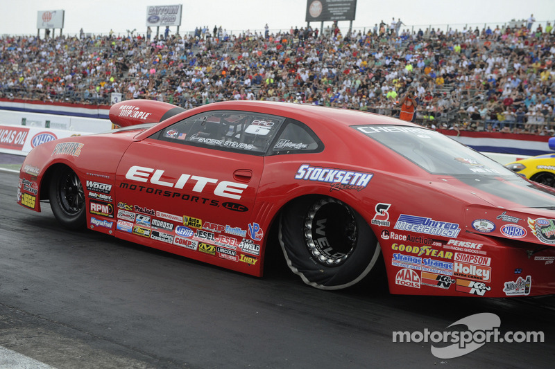 Enders-Stevens officially the quickest and fastest of NHRA's Pro Stock class