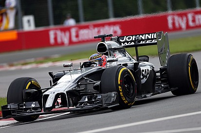 A busy Friday for Button and Magnussen in Canada