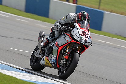 Guintoli takes Superpole 1 in Sepang