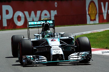 Hamilton retires and Rosberg finished in second place in an incredible Canadian GP