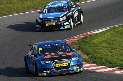 Robb 'Hollywood' Holland draws many positives from Oulton Park