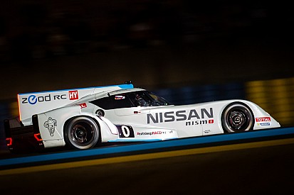 Nissan ZEOD RC hits its goal of 300km/h on Mulsanne Straight at Le Mans