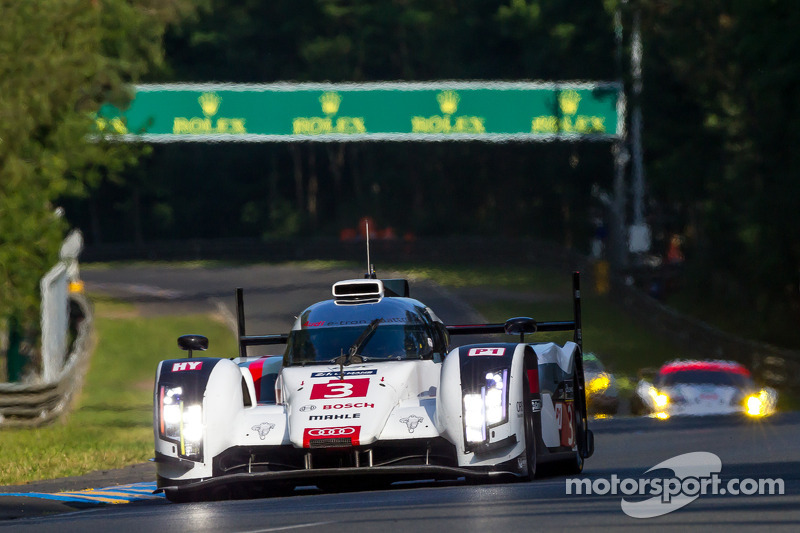 No. 3 Audi and No. 8 Toyota involved in major crash - video
