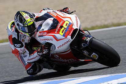 Excellent third row for Yonny Hernandez, eleventh time for Andrea Iannone