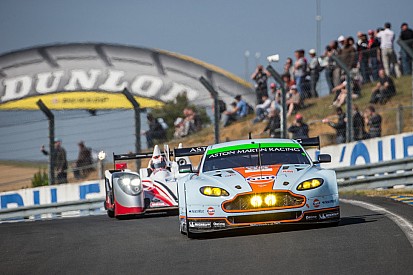 Aston Martin leads GTE Am at four-hour mark